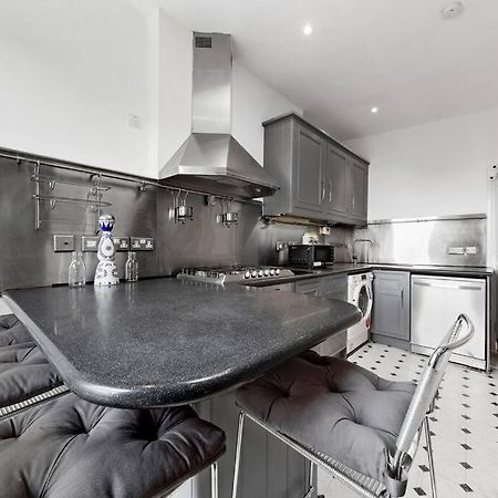 Spacious Sleep 11 With Terrace In Earls Court Ec99 London Ngoại thất bức ảnh