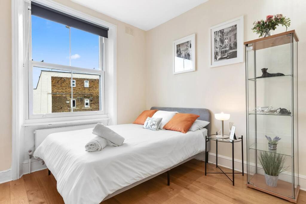 Spacious Sleep 11 With Terrace In Earls Court Ec99 London Ngoại thất bức ảnh